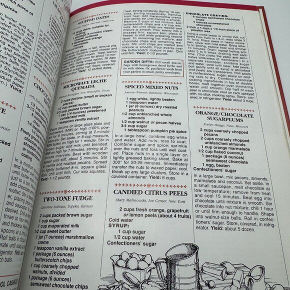 Christmas Country Style Hardcover Book By Reiman Publications 1991 - Picture 8 of 10